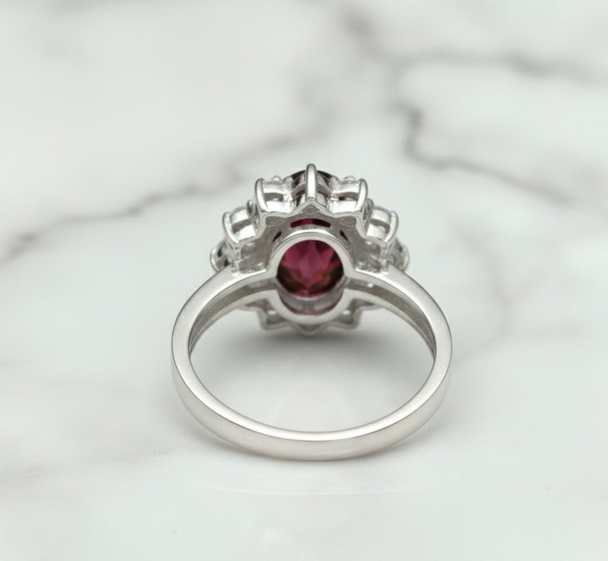 Red Garnet Ring – 7×9 mm Oval Cut | 925 Sterling Silver with Moissanite