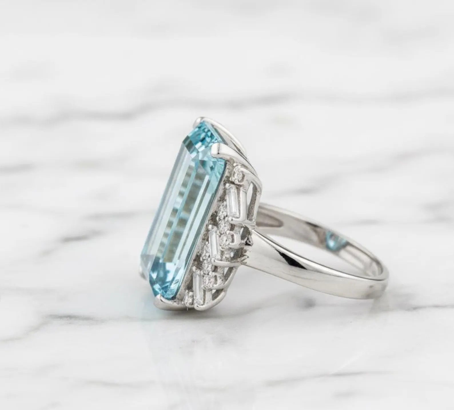 Sky Blue Topaz Emerald Cut Ring – 15×22 mm | 925 Sterling Silver