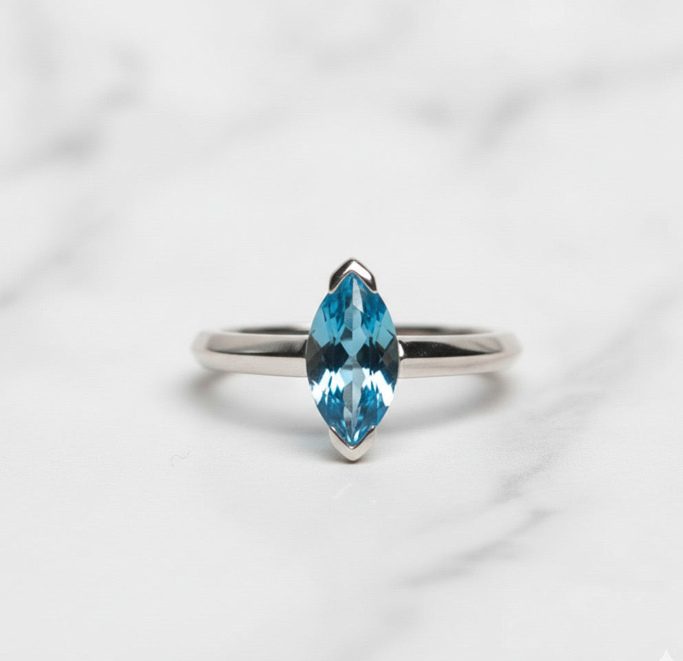 Natural Sky Blue Topaz 5×10 mm Marquise Cut Solitaire Ring – 925 Sterling Silver