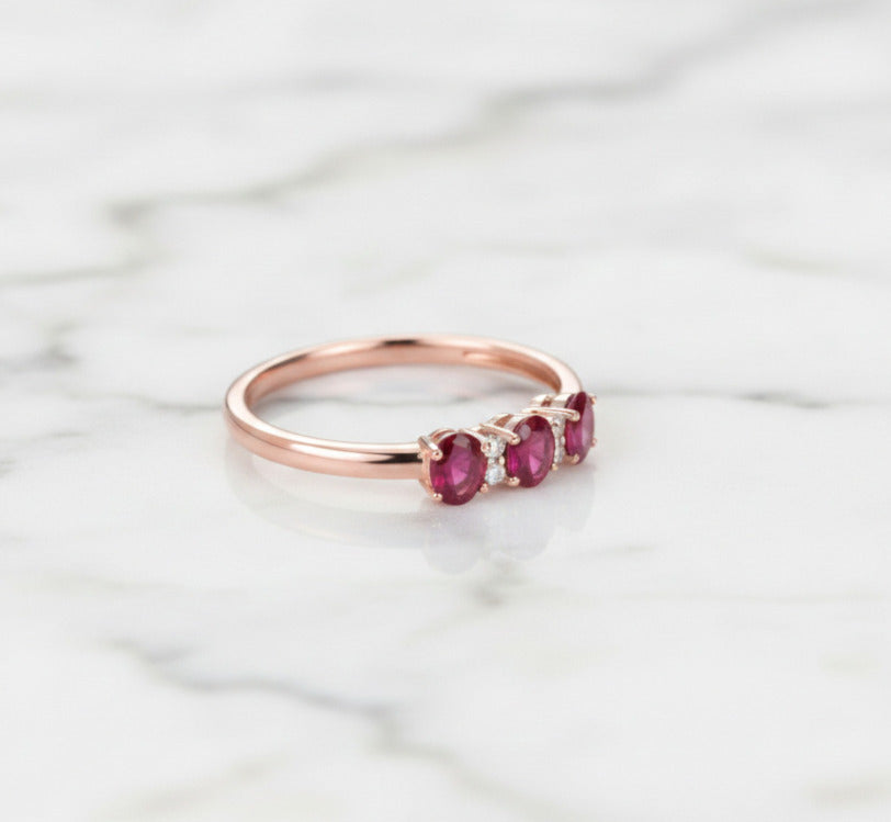 Glass-Filled Ruby 4×5 mm Oval Ring in Gold-Plated 925 Sterling Silver